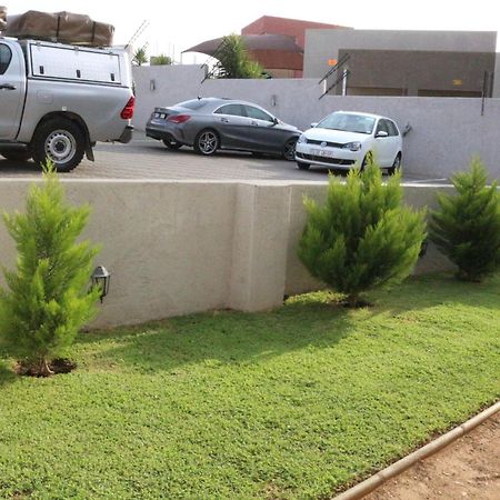 فندق دار ضيافة ديسكفري ويندهوك المظهر الخارجي الصورة